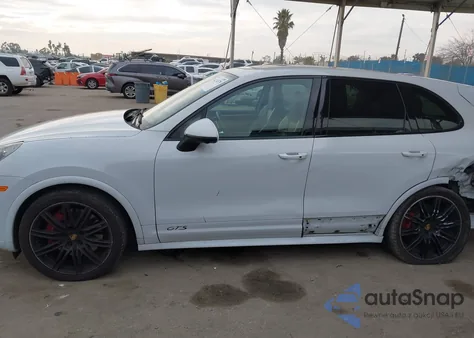2016 Porsche Cayenne Gts z USA, uszkodzony, nr VIN WP1AD2A27GLA71353